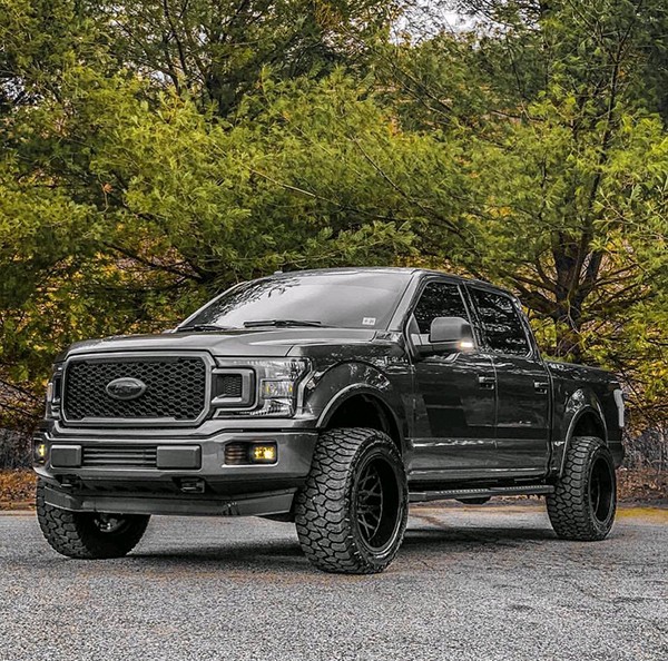 NEW Grille for Ford F-150 2018-2019 Pickup Vehicle Grille with letter