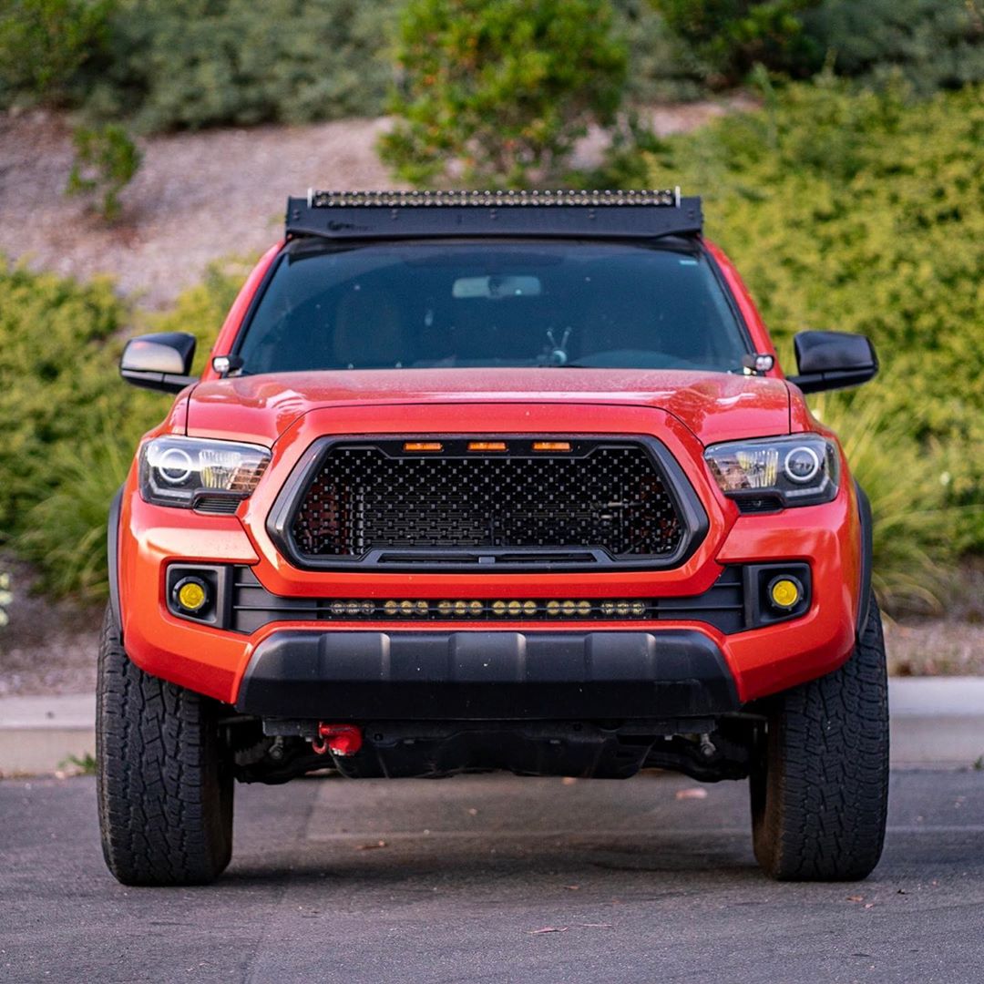 16-19 Toyota TACOMA Grille Pickup Vehicle Grille 